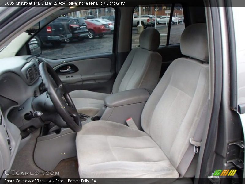 Silverstone Metallic / Light Gray 2005 Chevrolet TrailBlazer LS 4x4