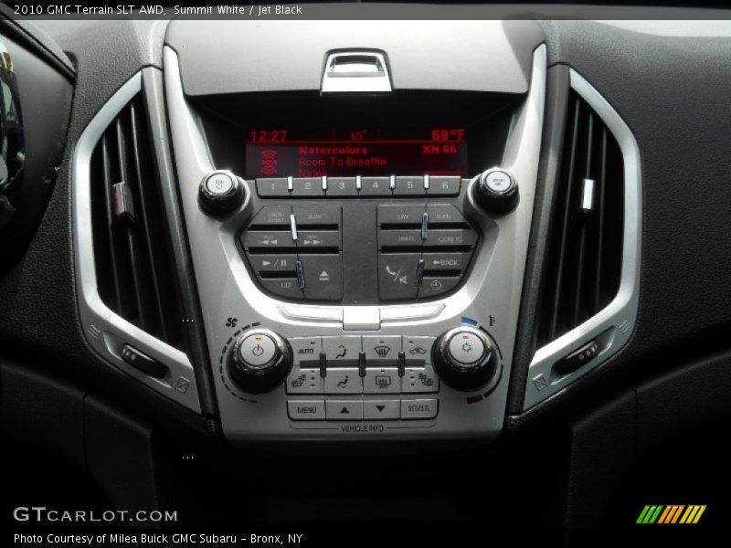 Summit White / Jet Black 2010 GMC Terrain SLT AWD