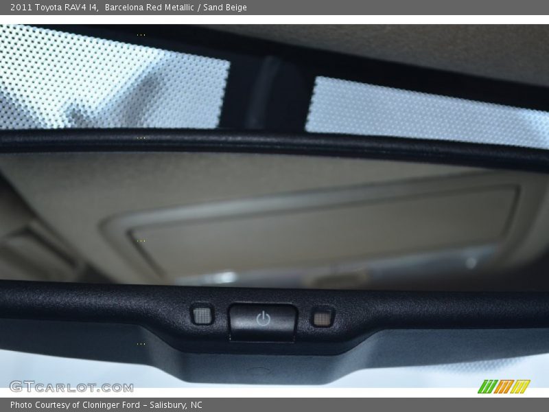 Barcelona Red Metallic / Sand Beige 2011 Toyota RAV4 I4