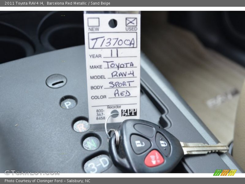 Barcelona Red Metallic / Sand Beige 2011 Toyota RAV4 I4
