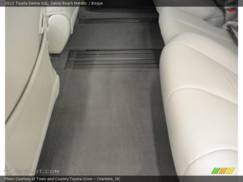 Sandy Beach Metallic / Bisque 2013 Toyota Sienna XLE