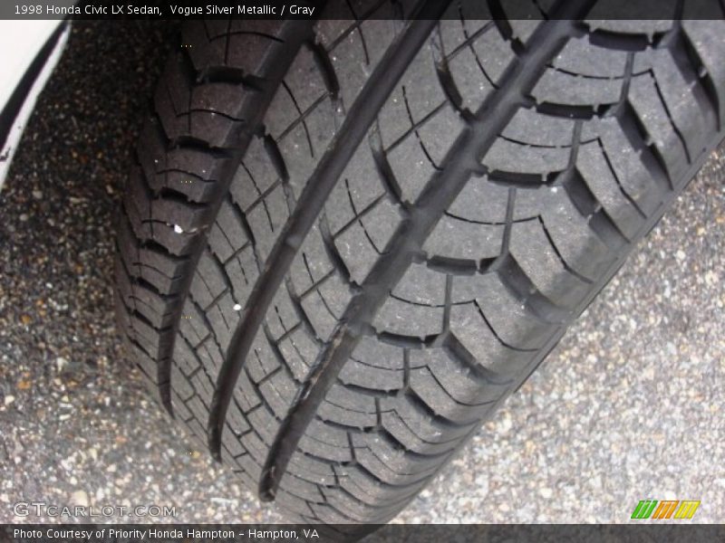 Vogue Silver Metallic / Gray 1998 Honda Civic LX Sedan