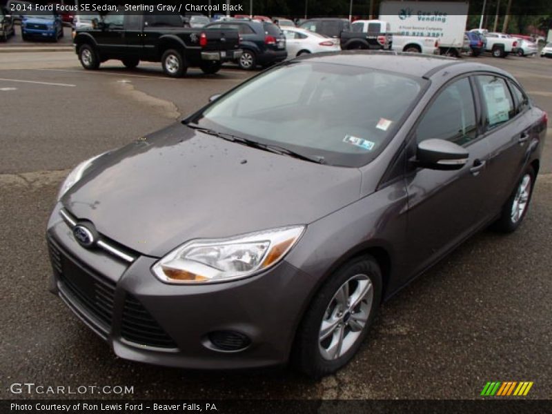 Sterling Gray / Charcoal Black 2014 Ford Focus SE Sedan