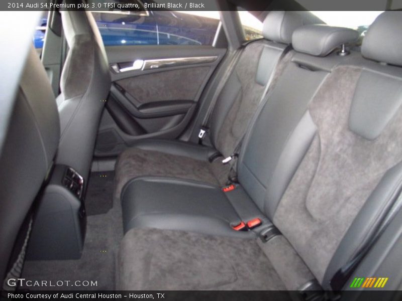 Rear Seat of 2014 S4 Premium plus 3.0 TFSI quattro