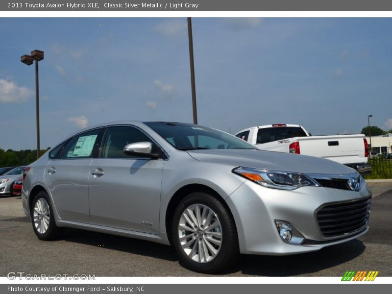 Classic Silver Metallic / Light Gray 2013 Toyota Avalon Hybrid XLE