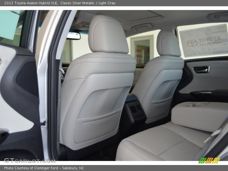 Classic Silver Metallic / Light Gray 2013 Toyota Avalon Hybrid XLE