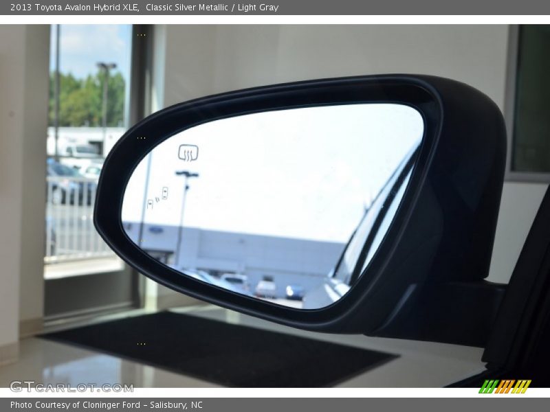 Classic Silver Metallic / Light Gray 2013 Toyota Avalon Hybrid XLE