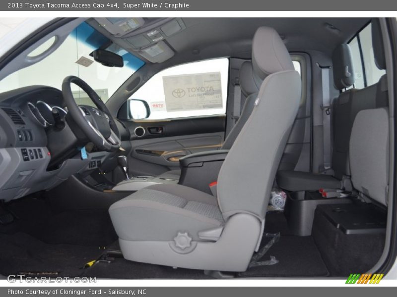 Super White / Graphite 2013 Toyota Tacoma Access Cab 4x4