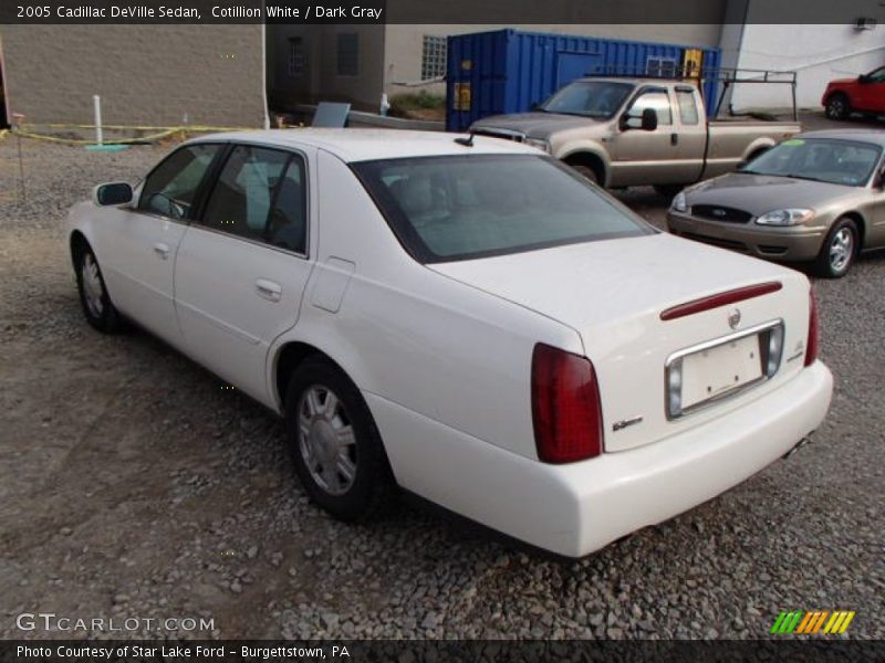 Cotillion White / Dark Gray 2005 Cadillac DeVille Sedan