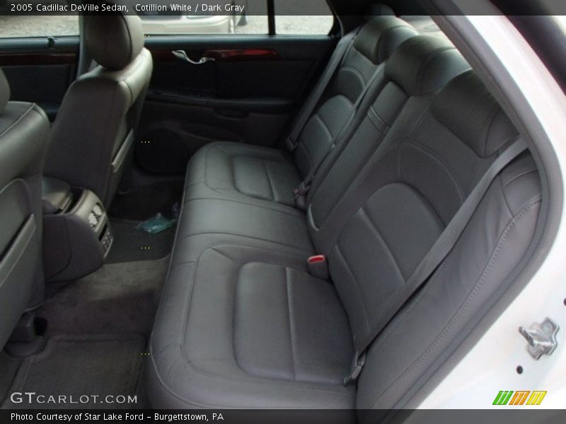 Cotillion White / Dark Gray 2005 Cadillac DeVille Sedan