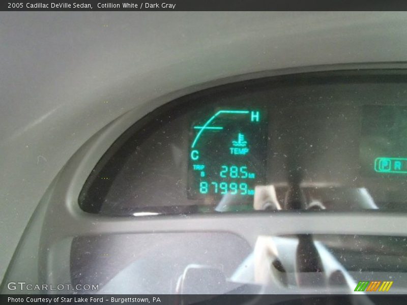 Cotillion White / Dark Gray 2005 Cadillac DeVille Sedan