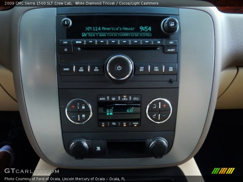 Controls of 2009 Sierra 1500 SLT Crew Cab