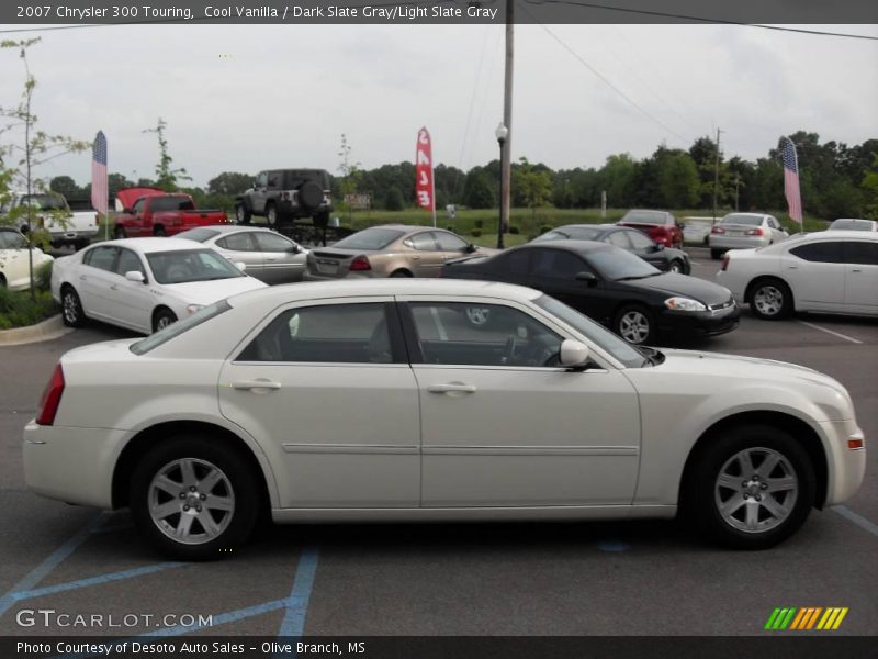 Cool Vanilla / Dark Slate Gray/Light Slate Gray 2007 Chrysler 300 Touring