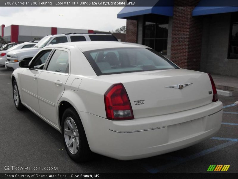 Cool Vanilla / Dark Slate Gray/Light Slate Gray 2007 Chrysler 300 Touring