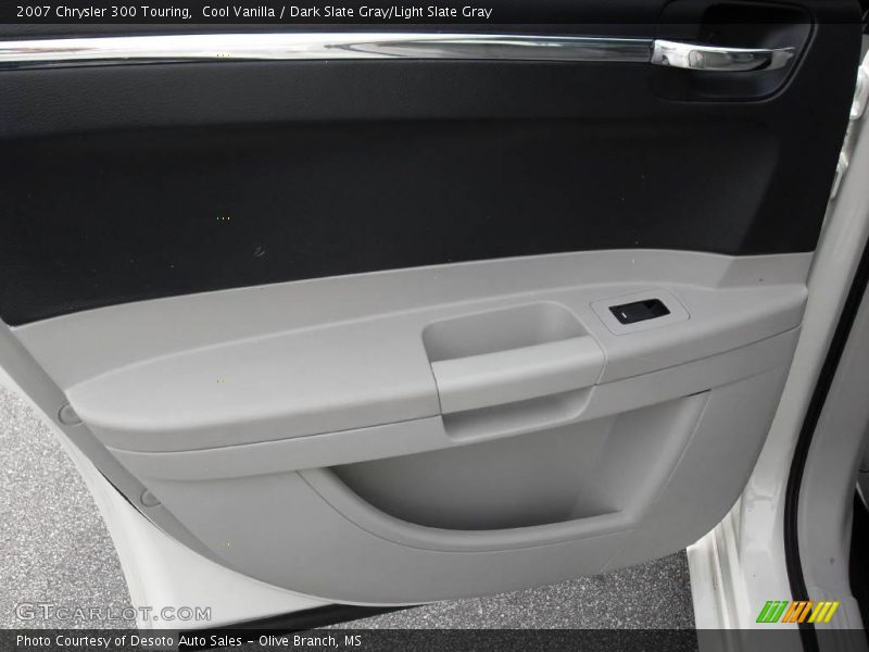 Cool Vanilla / Dark Slate Gray/Light Slate Gray 2007 Chrysler 300 Touring