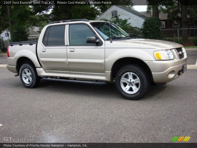 Pueblo Gold Metallic / Medium Pebble 2005 Ford Explorer Sport Trac XLT