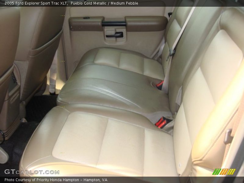 Pueblo Gold Metallic / Medium Pebble 2005 Ford Explorer Sport Trac XLT