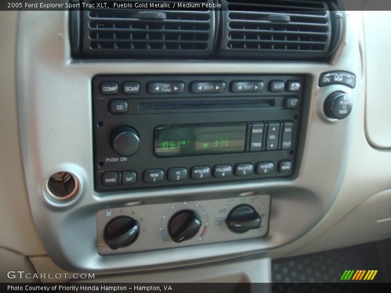 Pueblo Gold Metallic / Medium Pebble 2005 Ford Explorer Sport Trac XLT
