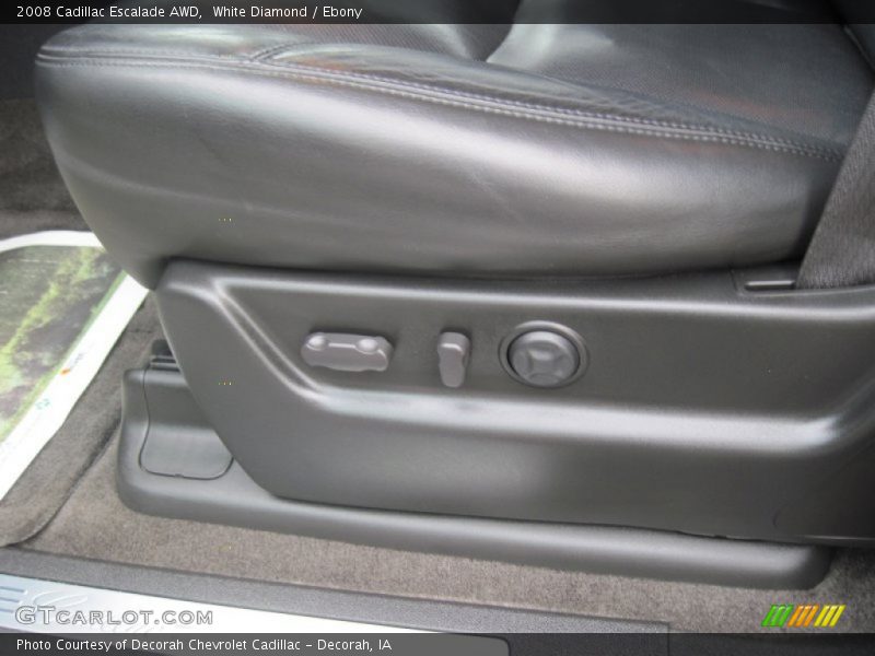 White Diamond / Ebony 2008 Cadillac Escalade AWD