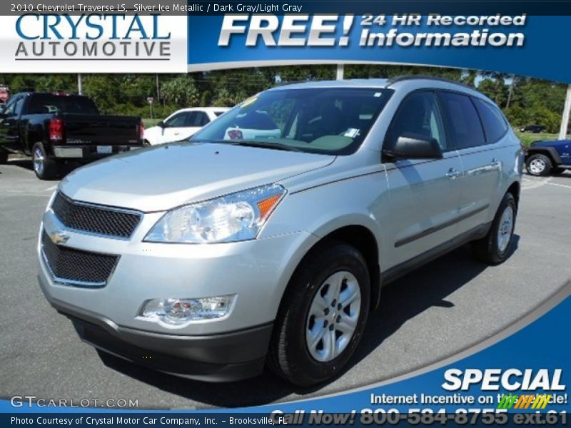 Silver Ice Metallic / Dark Gray/Light Gray 2010 Chevrolet Traverse LS