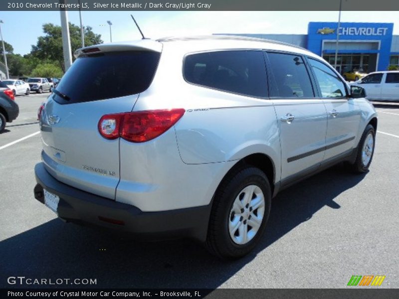 Silver Ice Metallic / Dark Gray/Light Gray 2010 Chevrolet Traverse LS