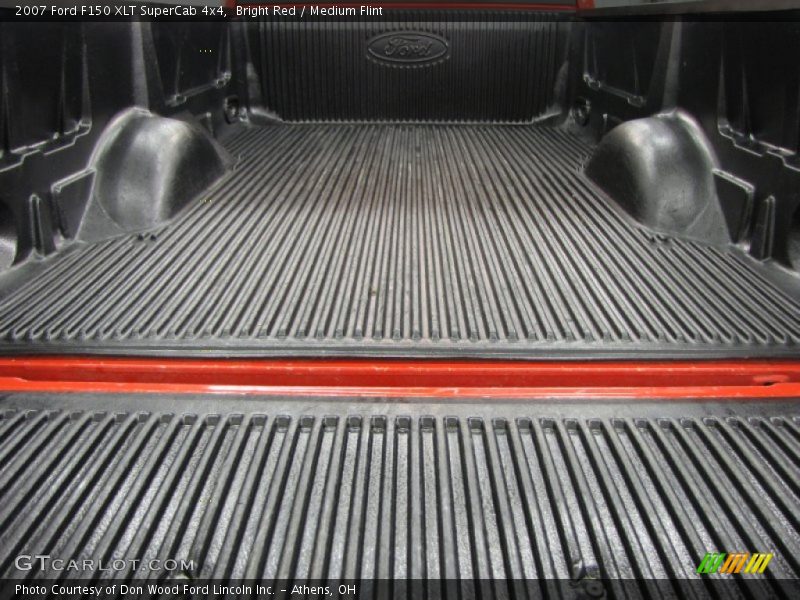 Bright Red / Medium Flint 2007 Ford F150 XLT SuperCab 4x4