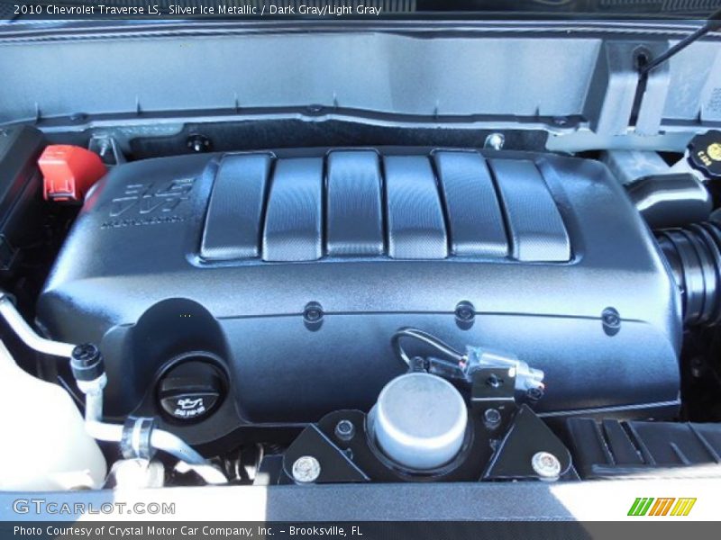 Silver Ice Metallic / Dark Gray/Light Gray 2010 Chevrolet Traverse LS
