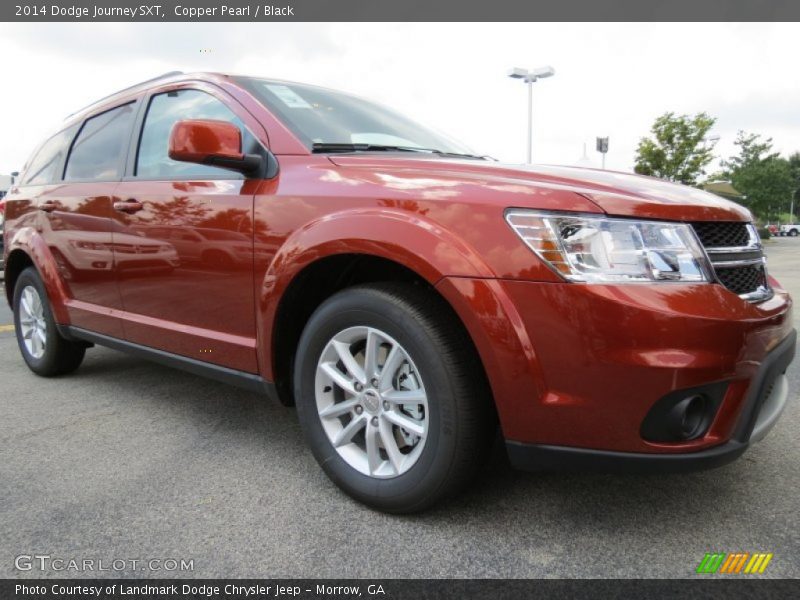 Front 3/4 View of 2014 Journey SXT