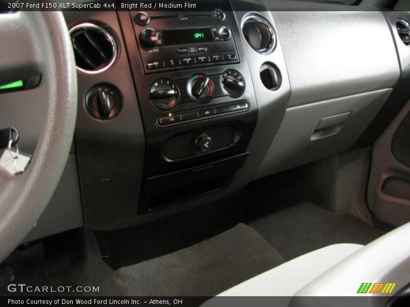 Bright Red / Medium Flint 2007 Ford F150 XLT SuperCab 4x4