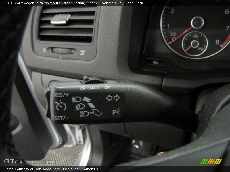 Reflex Silver Metallic / Titan Black 2010 Volkswagen Jetta Wolfsburg Edition Sedan