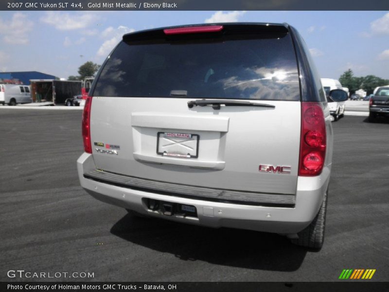 Gold Mist Metallic / Ebony Black 2007 GMC Yukon SLT 4x4
