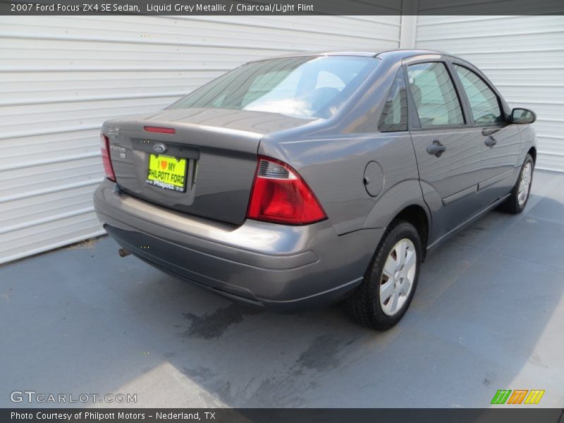 Liquid Grey Metallic / Charcoal/Light Flint 2007 Ford Focus ZX4 SE Sedan
