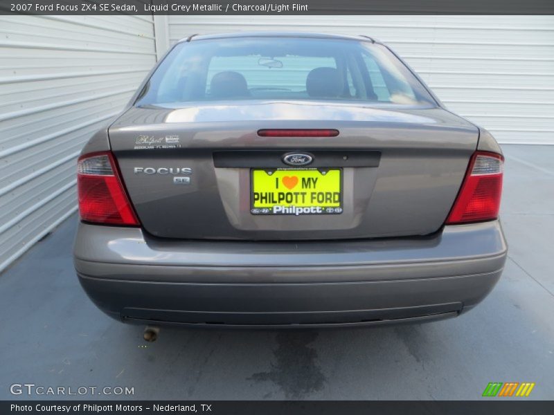 Liquid Grey Metallic / Charcoal/Light Flint 2007 Ford Focus ZX4 SE Sedan