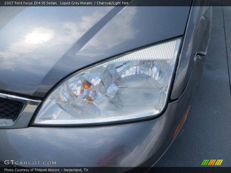 Liquid Grey Metallic / Charcoal/Light Flint 2007 Ford Focus ZX4 SE Sedan