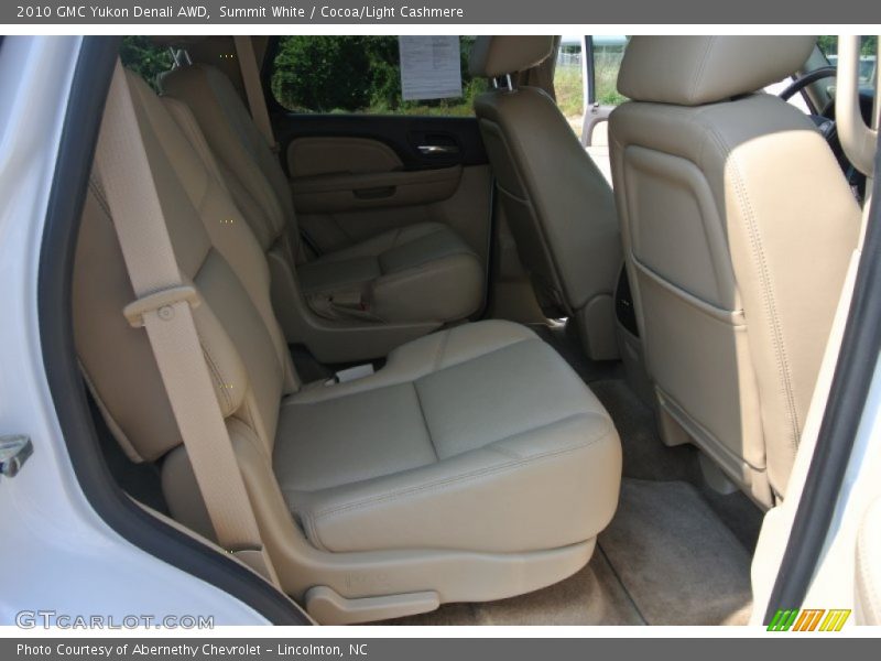 Summit White / Cocoa/Light Cashmere 2010 GMC Yukon Denali AWD