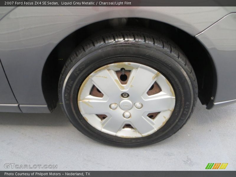 Liquid Grey Metallic / Charcoal/Light Flint 2007 Ford Focus ZX4 SE Sedan