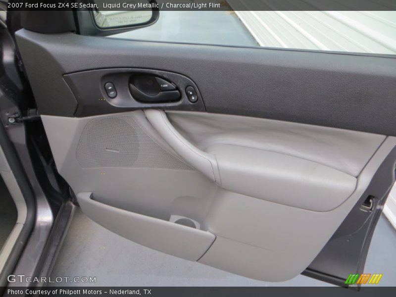 Liquid Grey Metallic / Charcoal/Light Flint 2007 Ford Focus ZX4 SE Sedan
