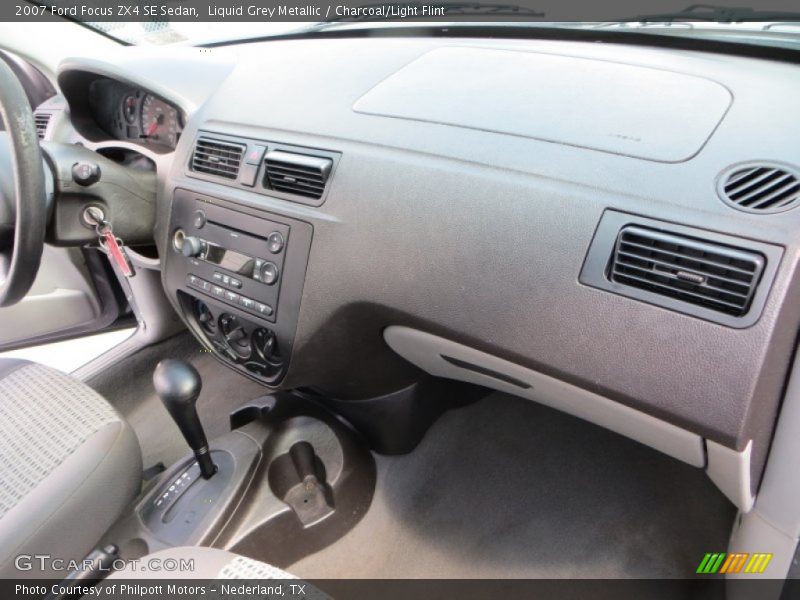 Liquid Grey Metallic / Charcoal/Light Flint 2007 Ford Focus ZX4 SE Sedan