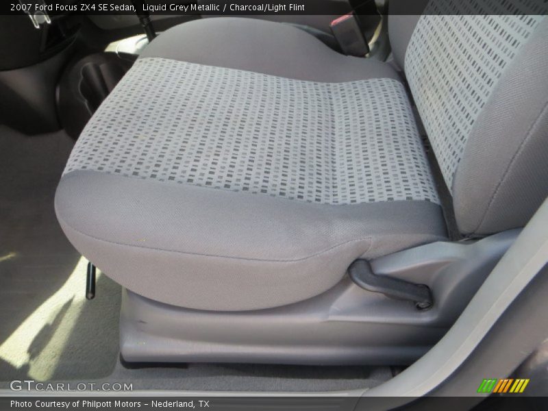 Liquid Grey Metallic / Charcoal/Light Flint 2007 Ford Focus ZX4 SE Sedan