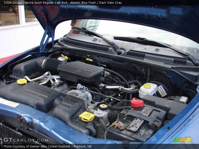 Atlantic Blue Pearl / Dark Slate Gray 2004 Dodge Dakota Sport Regular Cab 4x4