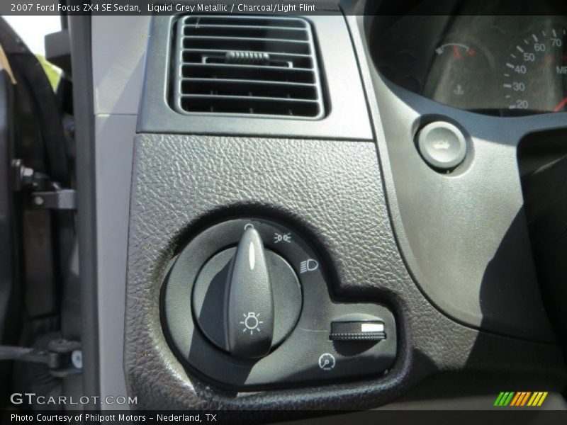 Liquid Grey Metallic / Charcoal/Light Flint 2007 Ford Focus ZX4 SE Sedan