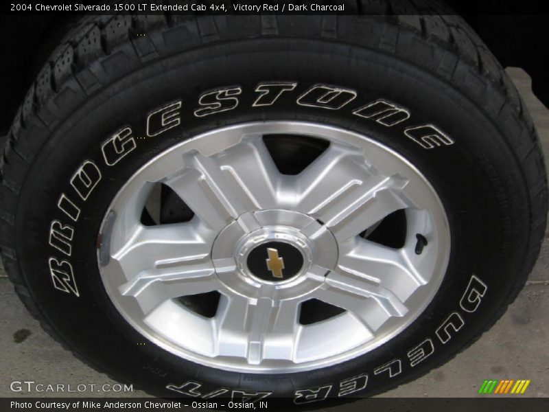 Victory Red / Dark Charcoal 2004 Chevrolet Silverado 1500 LT Extended Cab 4x4