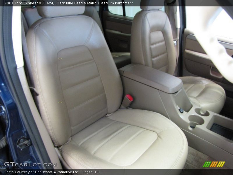 Dark Blue Pearl Metallic / Medium Parchment 2004 Ford Explorer XLT 4x4