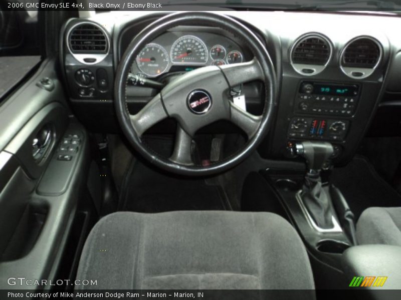 Black Onyx / Ebony Black 2006 GMC Envoy SLE 4x4