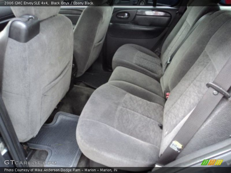 Black Onyx / Ebony Black 2006 GMC Envoy SLE 4x4