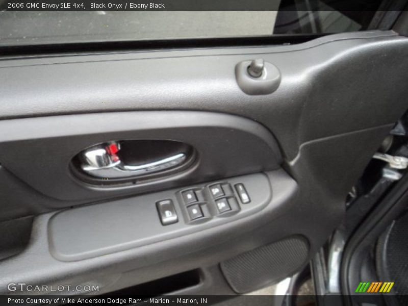 Black Onyx / Ebony Black 2006 GMC Envoy SLE 4x4