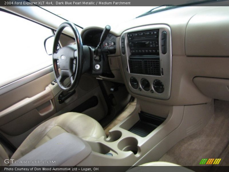 Dark Blue Pearl Metallic / Medium Parchment 2004 Ford Explorer XLT 4x4