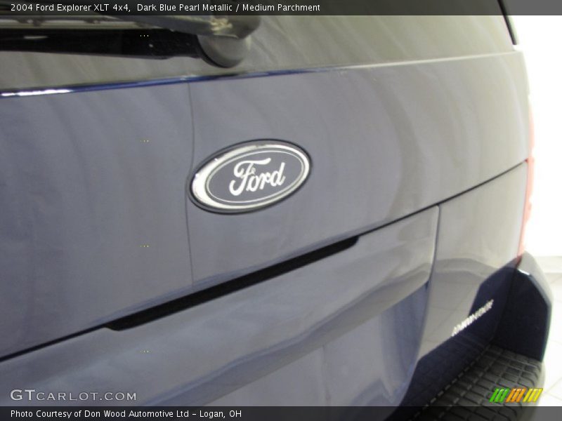 Dark Blue Pearl Metallic / Medium Parchment 2004 Ford Explorer XLT 4x4