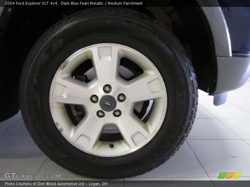 Dark Blue Pearl Metallic / Medium Parchment 2004 Ford Explorer XLT 4x4