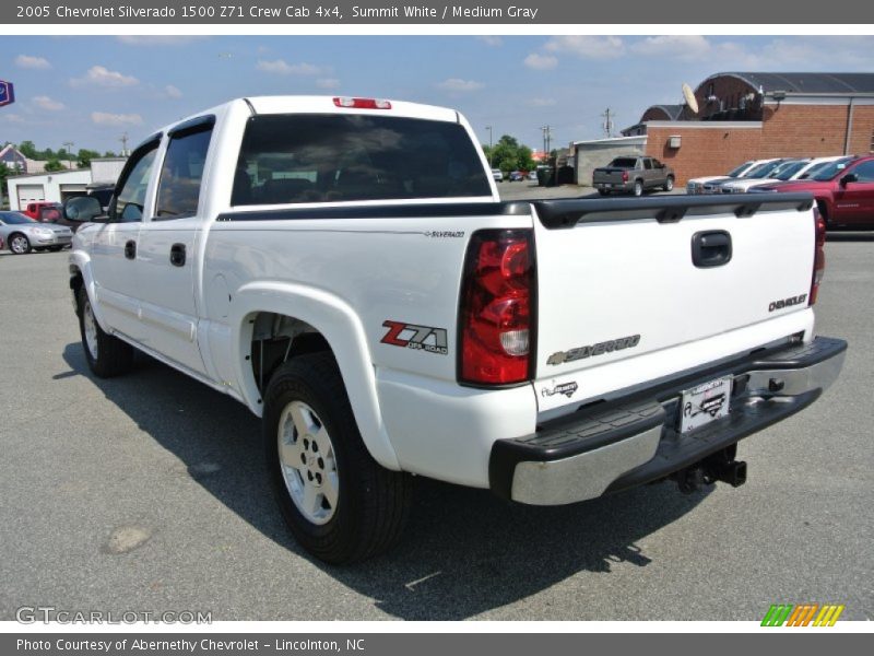 Summit White / Medium Gray 2005 Chevrolet Silverado 1500 Z71 Crew Cab 4x4
